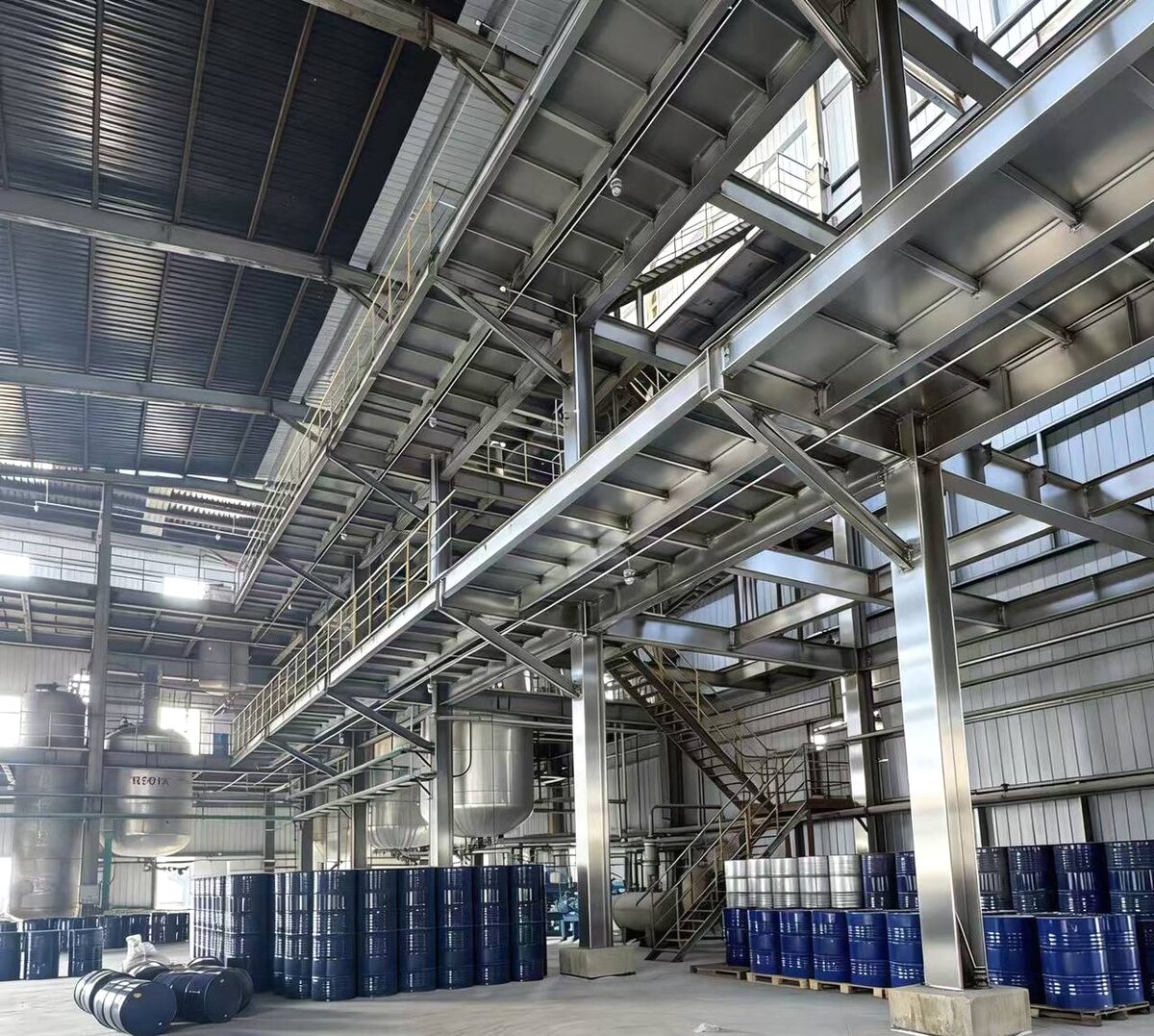 Chemical reactor vessel closeup